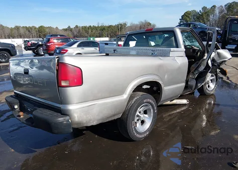 1998 Chevrolet S-10 Fleetside из США, поврежденный, VIN 1GCCS14X5W8196922